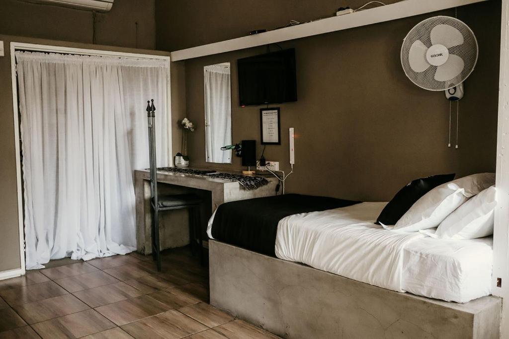Overnight Stop Before Kruger National Park Phalaborwa Ngoại thất bức ảnh